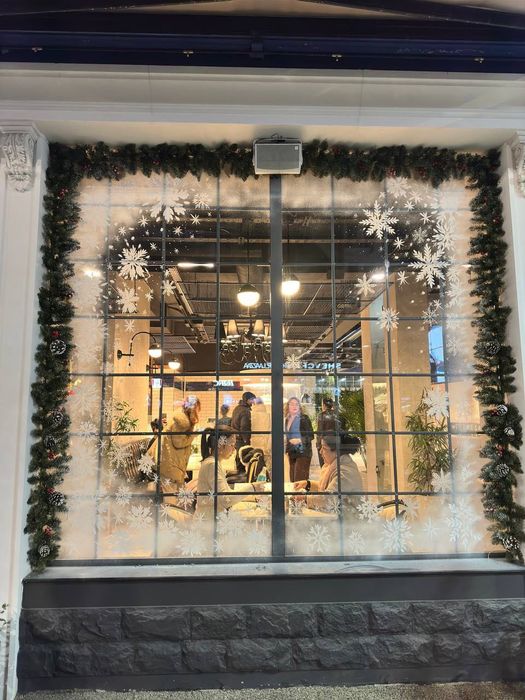 Рисуем на стеклах новогодняя роспись стекл