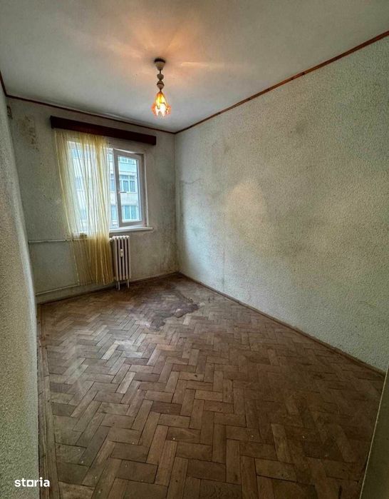 G.Enescu-Zona Curcubeu-Apartament 3 camere, et.2, liber.