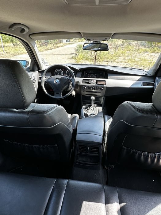 Продава се Бмв е60 525д