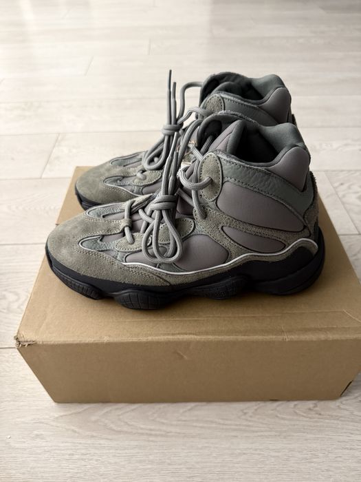 Adidas yeezy 500 high m