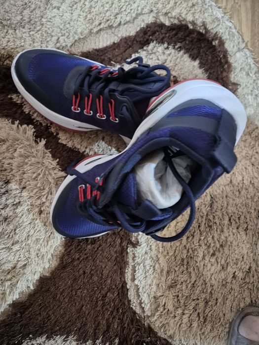 Adidasi băieți-barbati