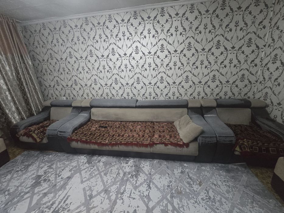 Продам диван срочно