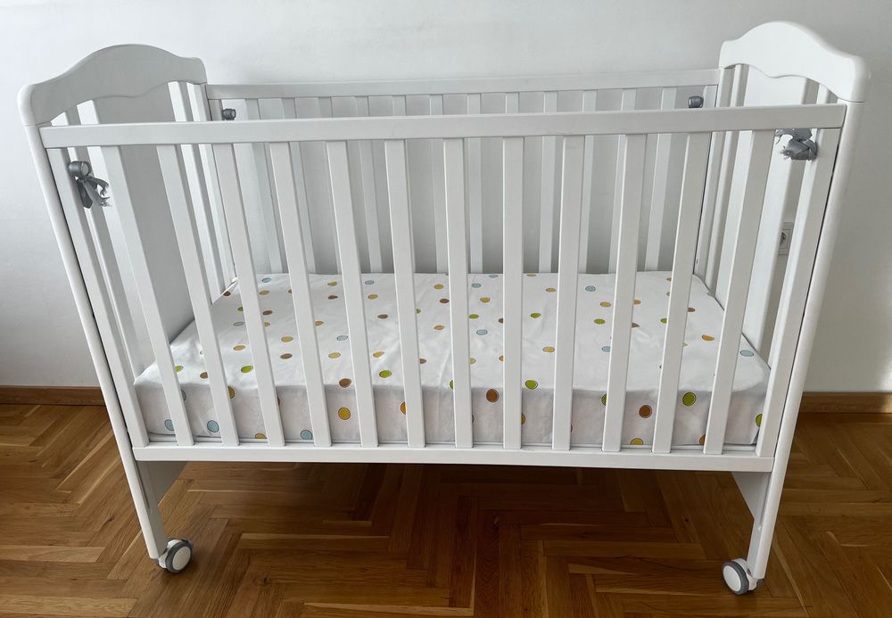 Бебешко креватче 60/120 и матрак