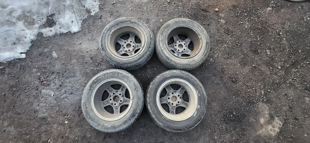 Продам титанки Тойота оригинал