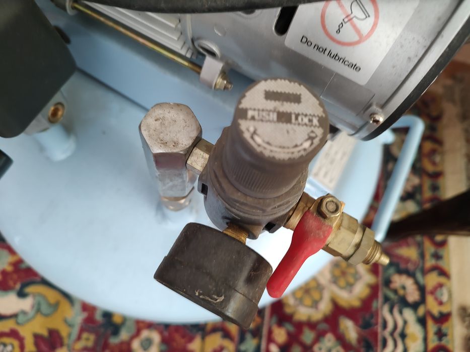 Compresor dentar profesional silent DA7001 – fără ulei, 30L, (video)