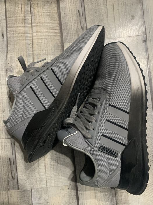 Адидас наратонки