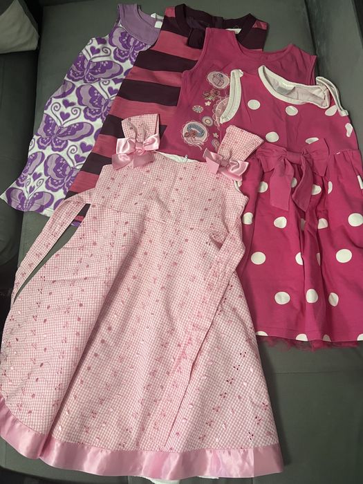 Лот от 5 детски роклички