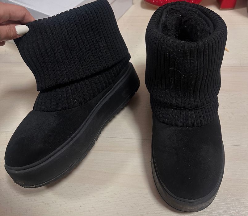 Ghete Ugg iarna Zara