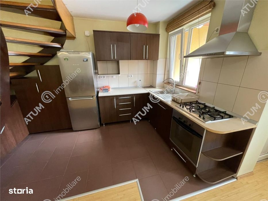 Apartament cu 3 camere balcon loc parcare zona Ciresica din Sibiu
