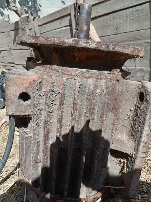 Электрон матор 3 фазали 11 кват 1000 абарот ссср