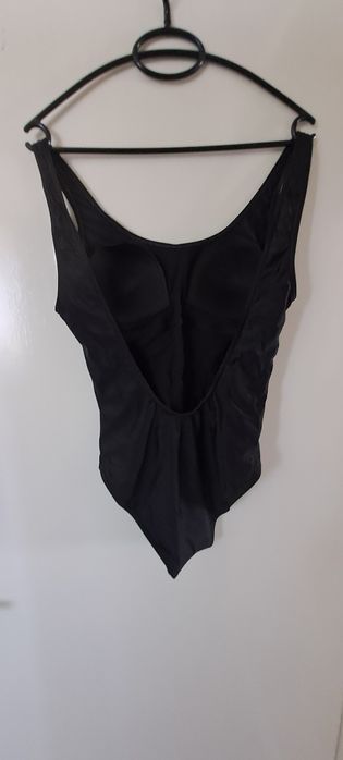 Нов цял бански черен