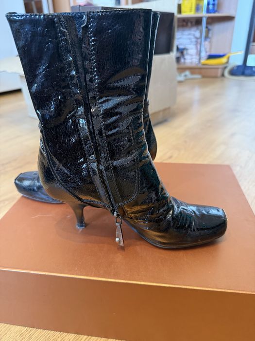 Продам сапоги производство Италия