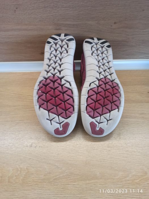 NIKE W FREE Motion  2017