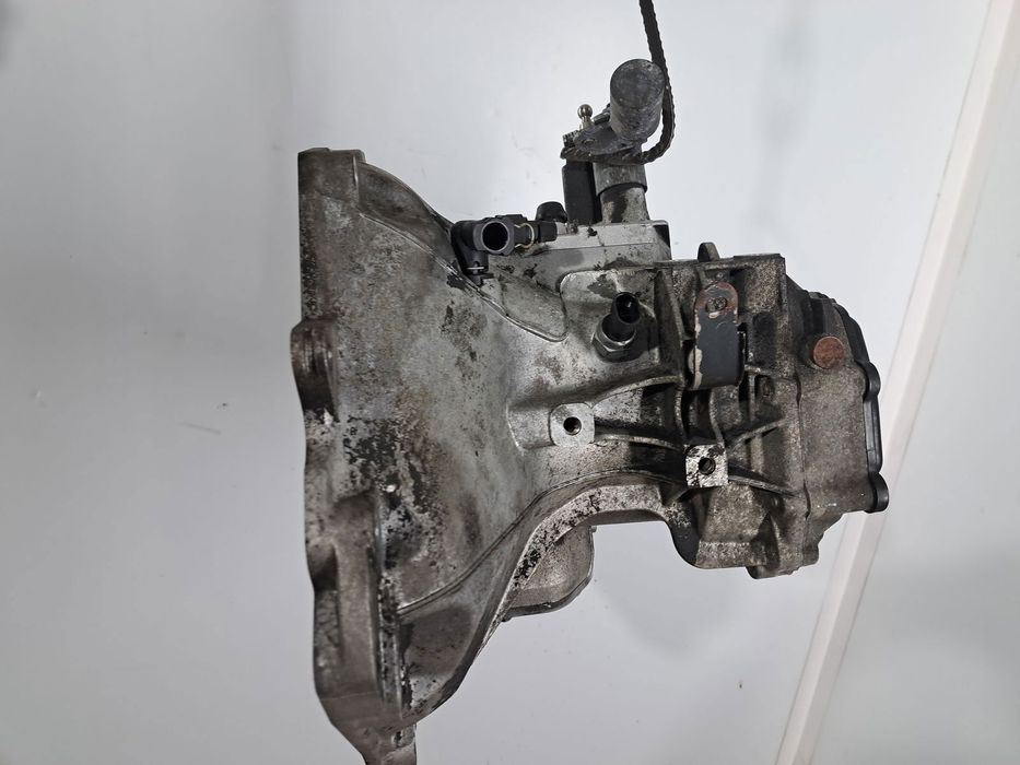 Cutie viteze manuala 5 trepte  Opel Corsa D [Fabr 2006-2013] 1.6 Benz