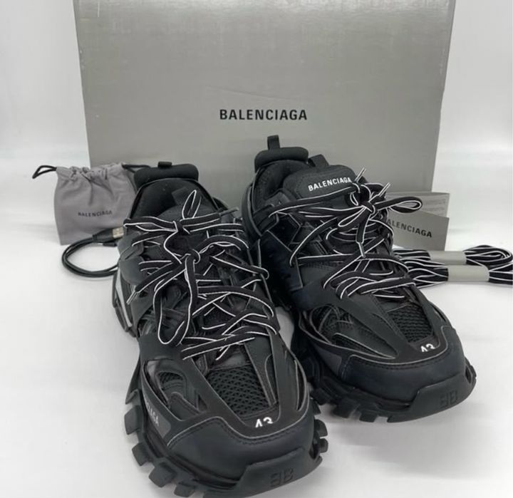 Balenciaga track negru