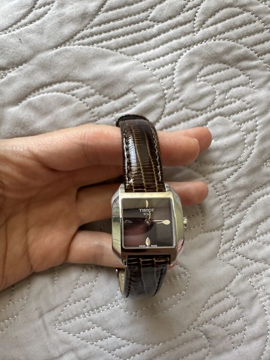 Часы Tissot женские