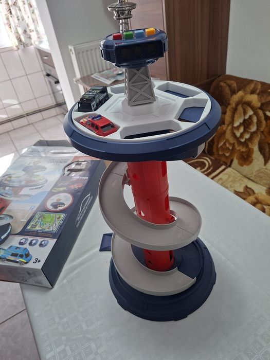 Garaj auto turn control cu pista circulara pe 3 nivele, cu sunet si lumini