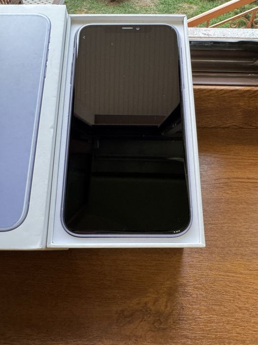 iPhone 11 128GB Purple
