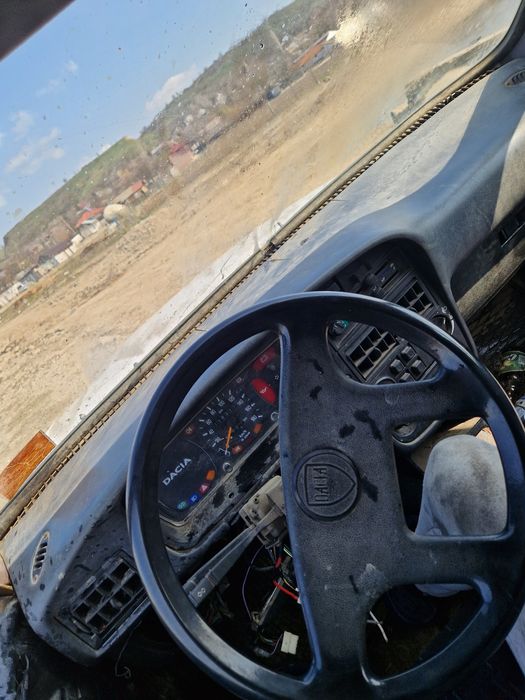 Vând papuc 1.6 injecție și gpl