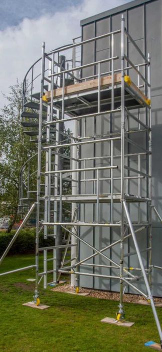 schela aluminiu 14 metri mobila,1500/2500 Youngman BoSS Ladderspan 3T