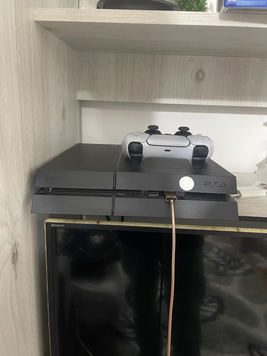 Ps4 normal 1tb am fost folist de 4-5 ori