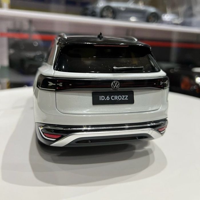 Volkswagen ID6 CROZZ. Коллекционные модель