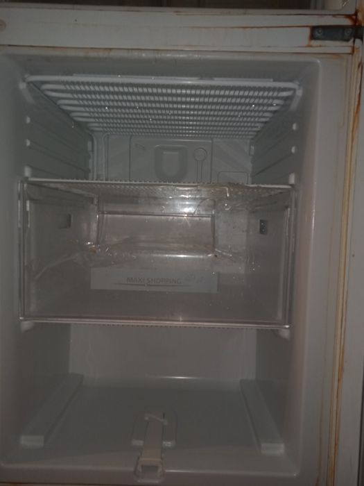 Холодильник Zanussi