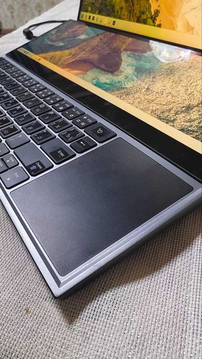 Ноутбук дуо 2 мониторли без бренд