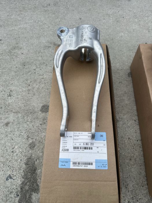 Bmw M5 F90 вилица амортисьор