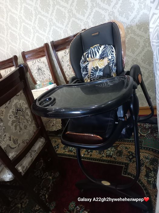 Bolalar ovqat yedigan stulchasi
