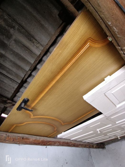 Продам двери в хорошем состоянии