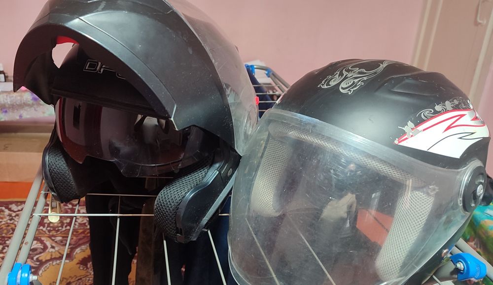 Продам два шлема