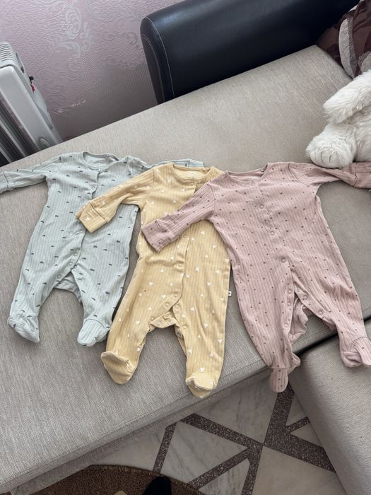 Salopete somn treninguri colanti 6/9 luni next hm