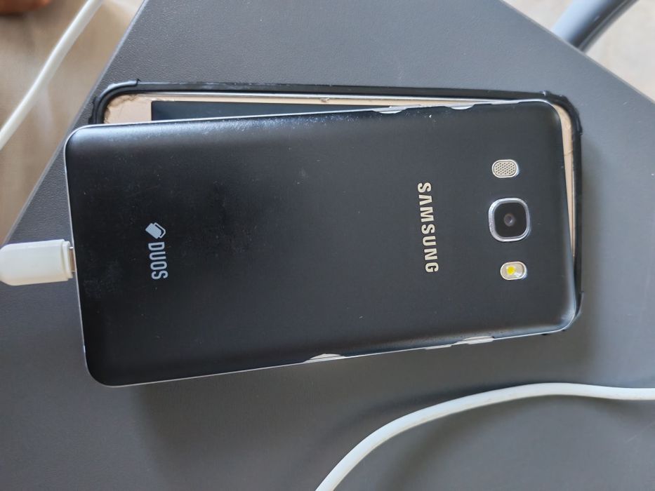 Продаётся Samsung J5 2016