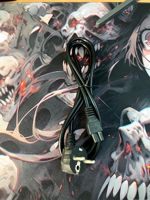 Сетевой шнур для блоков питания