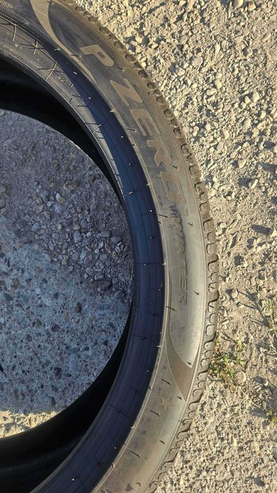 255/40 R21 • Iarna • Pirelli P Zero Winter (BMW original) XL 102H | 2 buc | DOT 2025 | Pret/buc