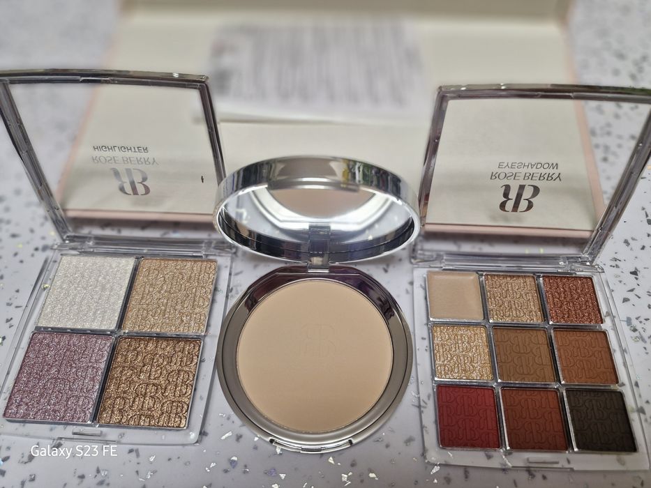 Продам набор косметики. ОРИГИНАЛ