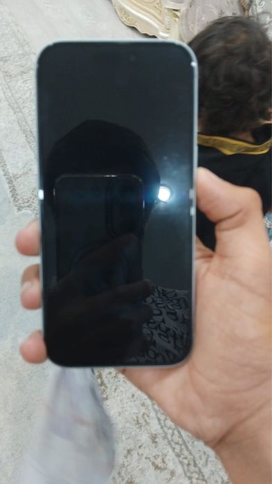 iPhone 15-й тел