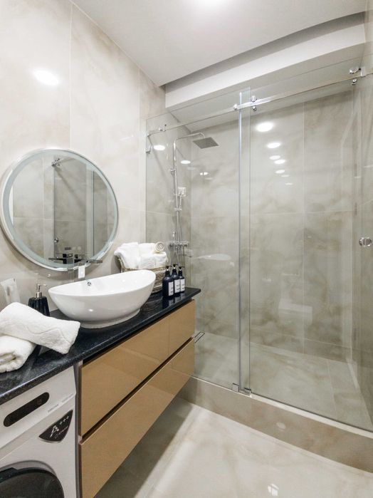 Современная студия в NRG U-Tower с видом на город