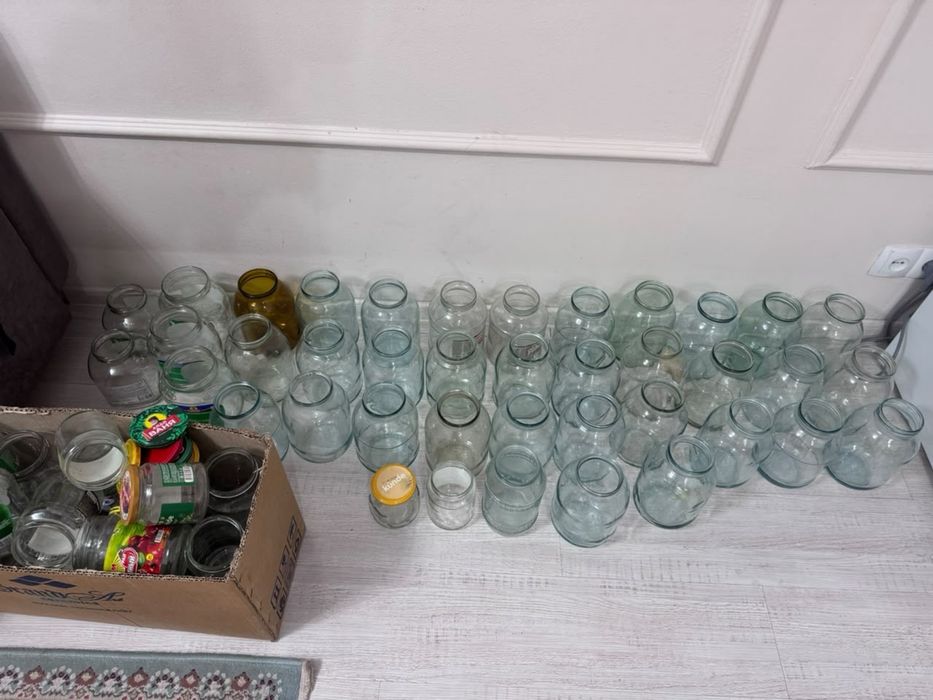 Продается банки разных размеров