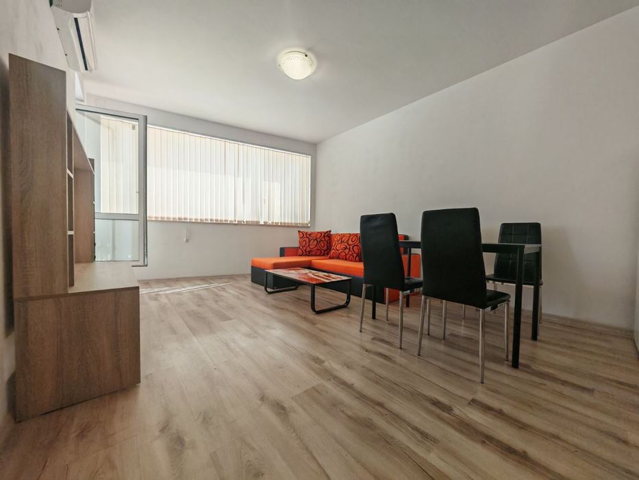 Ключ в офиса! Обзавдене двустаен апартамент в Сентрал парк. Южно изло