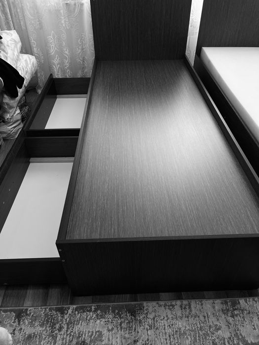 Продается кровать с губкой