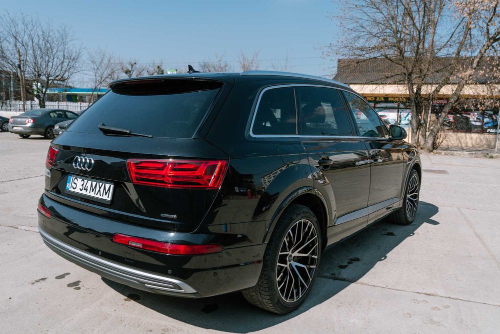 Audi q7 E-tron plug-in hybrid quattro S-line