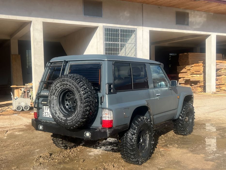 Nissan Patrol y60