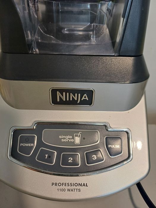 Ninja BL600 Professional 1100W – 120V – за части