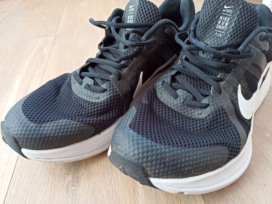 Nike Run Swift 2, Negru 47