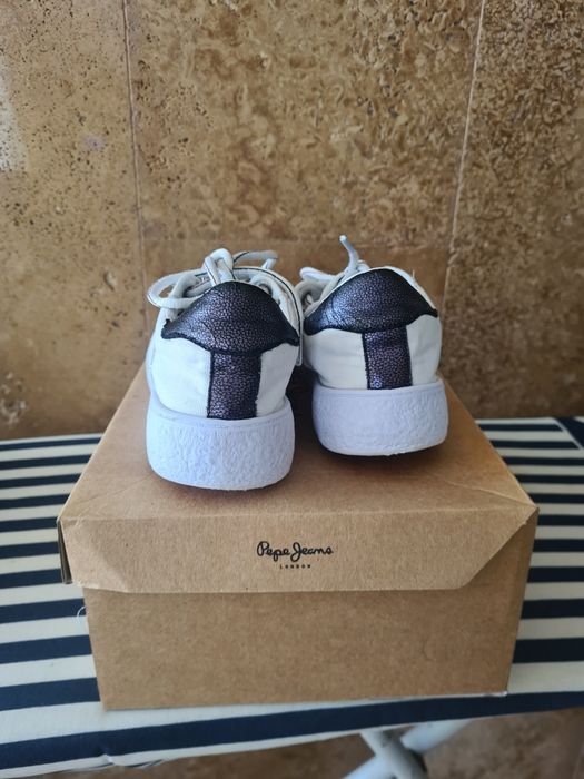 сникерси Pepe Jean's  36