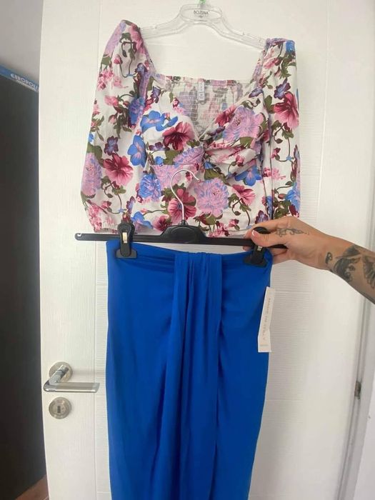 Vând rochie și compleu