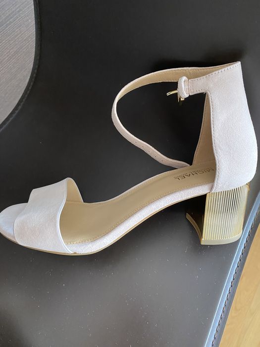 Дамски летни обувки цвят пудра