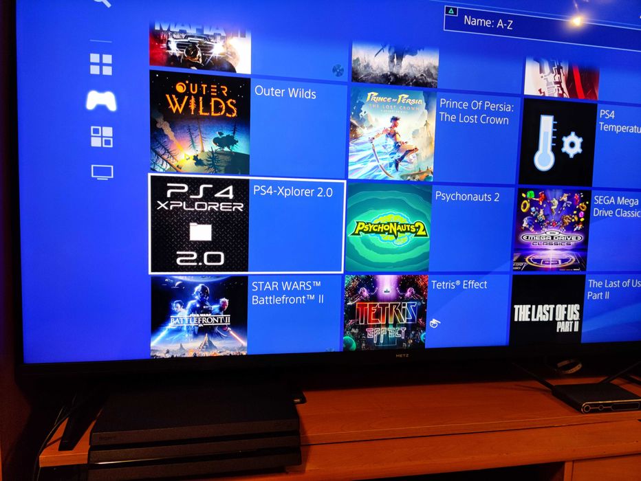 Продавам перфектен Sony PlayStation 4 PRO GOD OF WAR Limited Edition ПС4 ПРО с МНОГО ИГРИ PS4 Uncharted, Crash Bandicoot, The Last of Us, Hades, Princ
